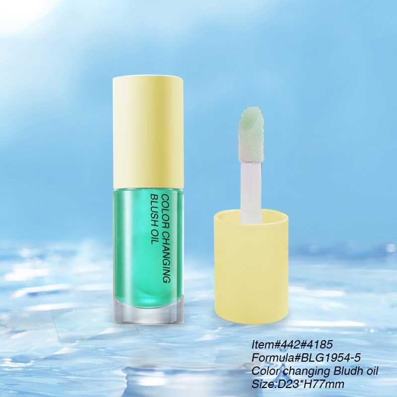 Penyulingan, proses penting untuk pengeluaran bahan -bahan kosmetik.